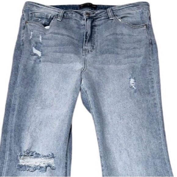 FTF High-Rise Destructed Raw Hem Light Wash Flare Jeans - Picture 3 of 13